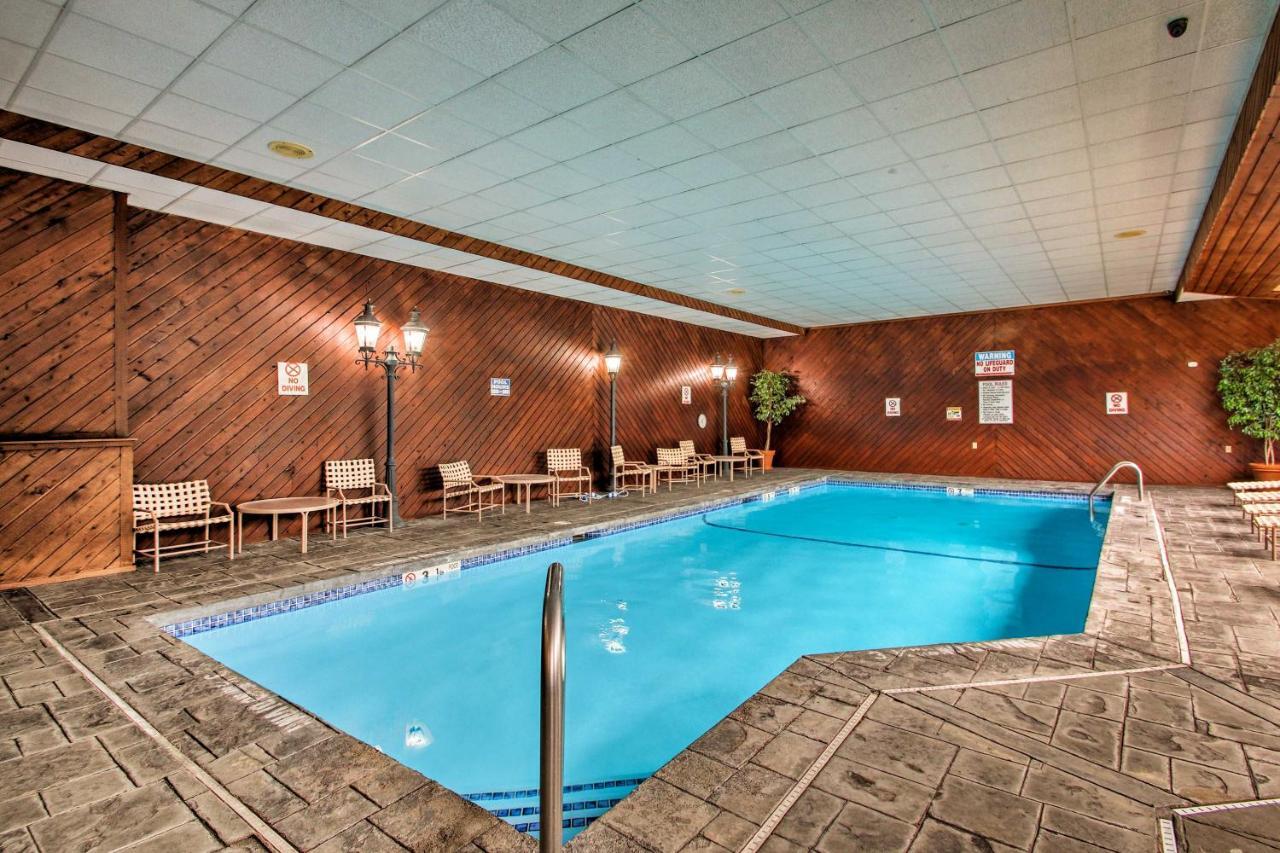 Lincoln Condo With Views, Pool, Hot Tub And Balcony! Exterior foto